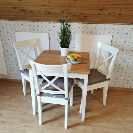 Molle Annexet -Lantlig Gastsvit I Rolfstorp Esterno foto