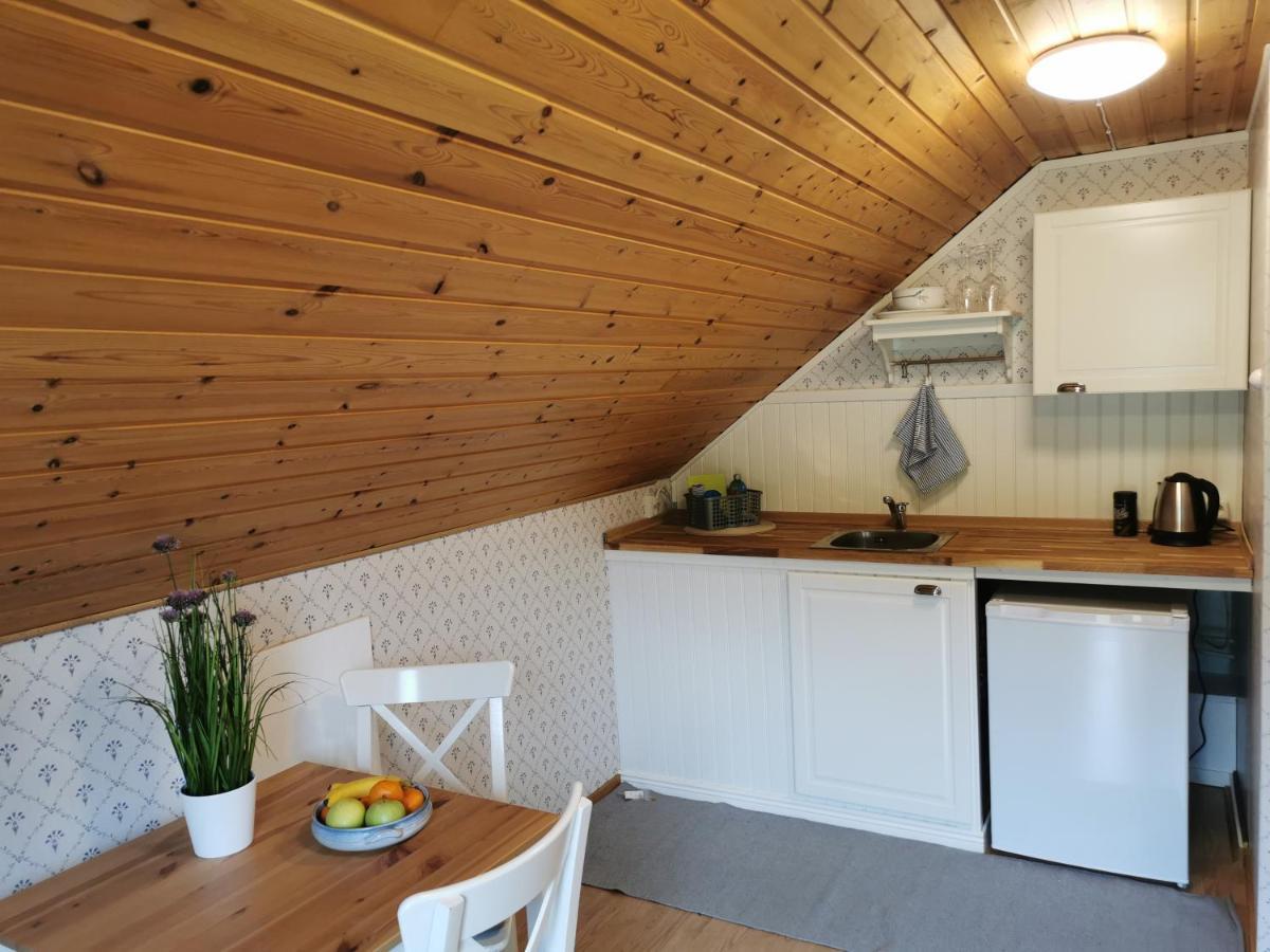 Molle Annexet -Lantlig Gastsvit I Rolfstorp Esterno foto