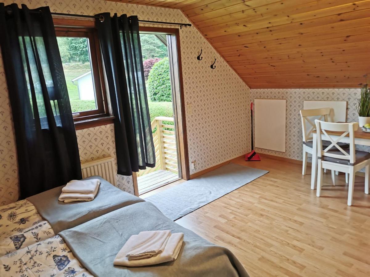 Molle Annexet -Lantlig Gastsvit I Rolfstorp Esterno foto